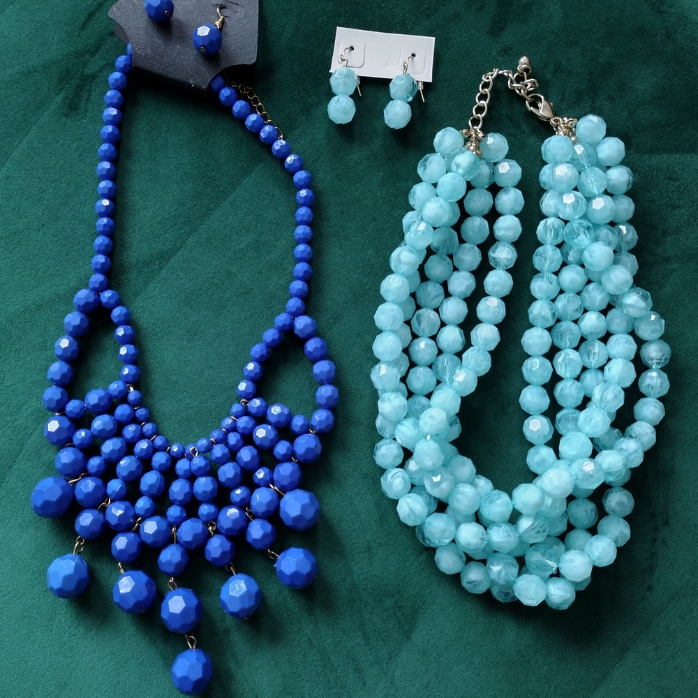 Elegant Blue and Aqua Beaded Necklace Set - Picture 1 of 7